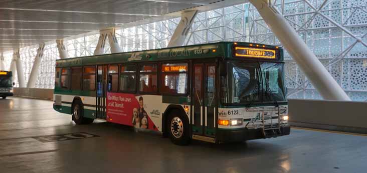 AC Transit Gillig Advantage 6123